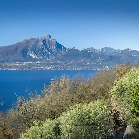 Blue Panorama With Jacuzzi Chalet Torri Del Benaco